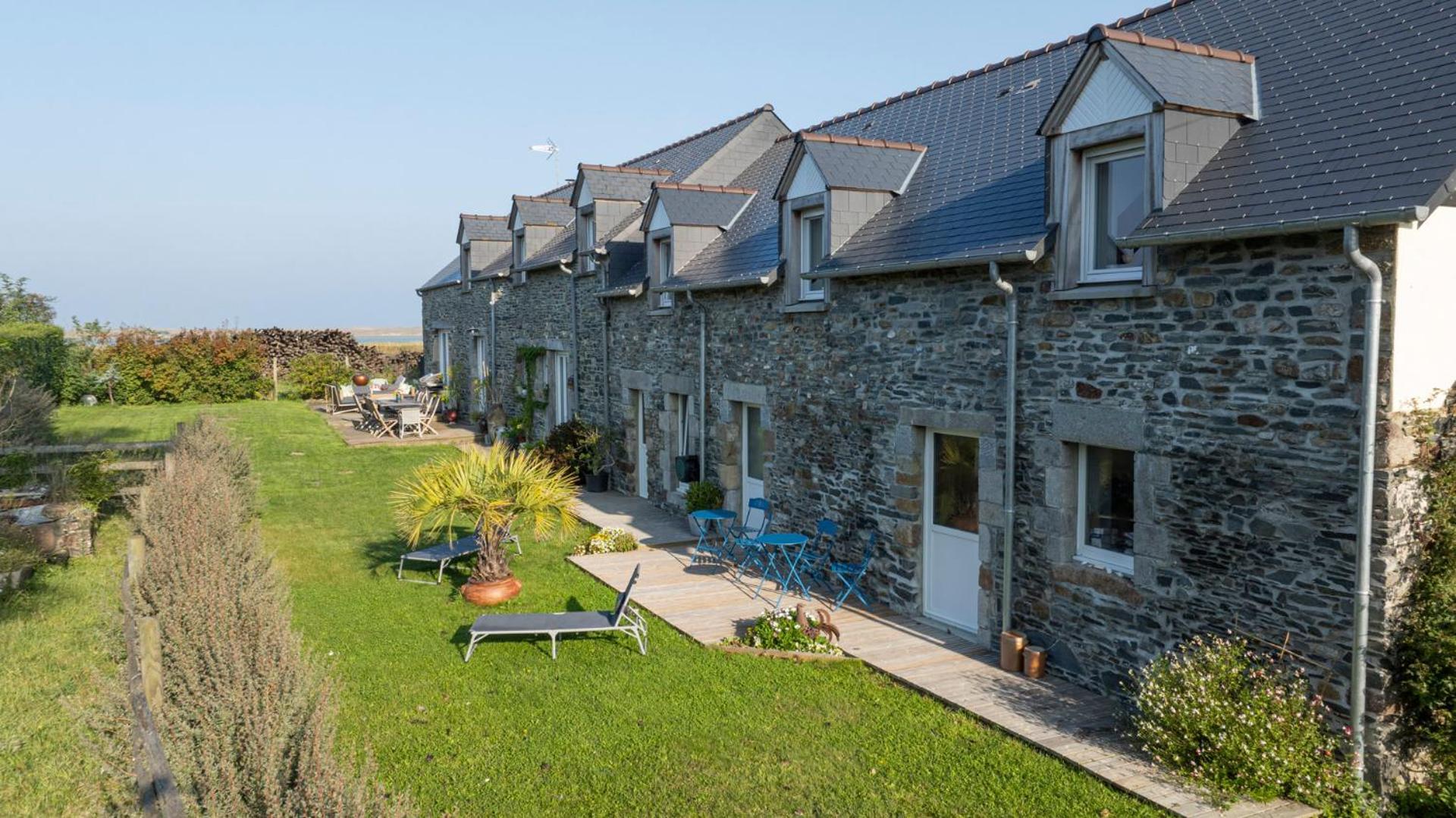 Bed and Breakfast Le Bout Du Monde Bricqueville-sur-Mer Exterior foto