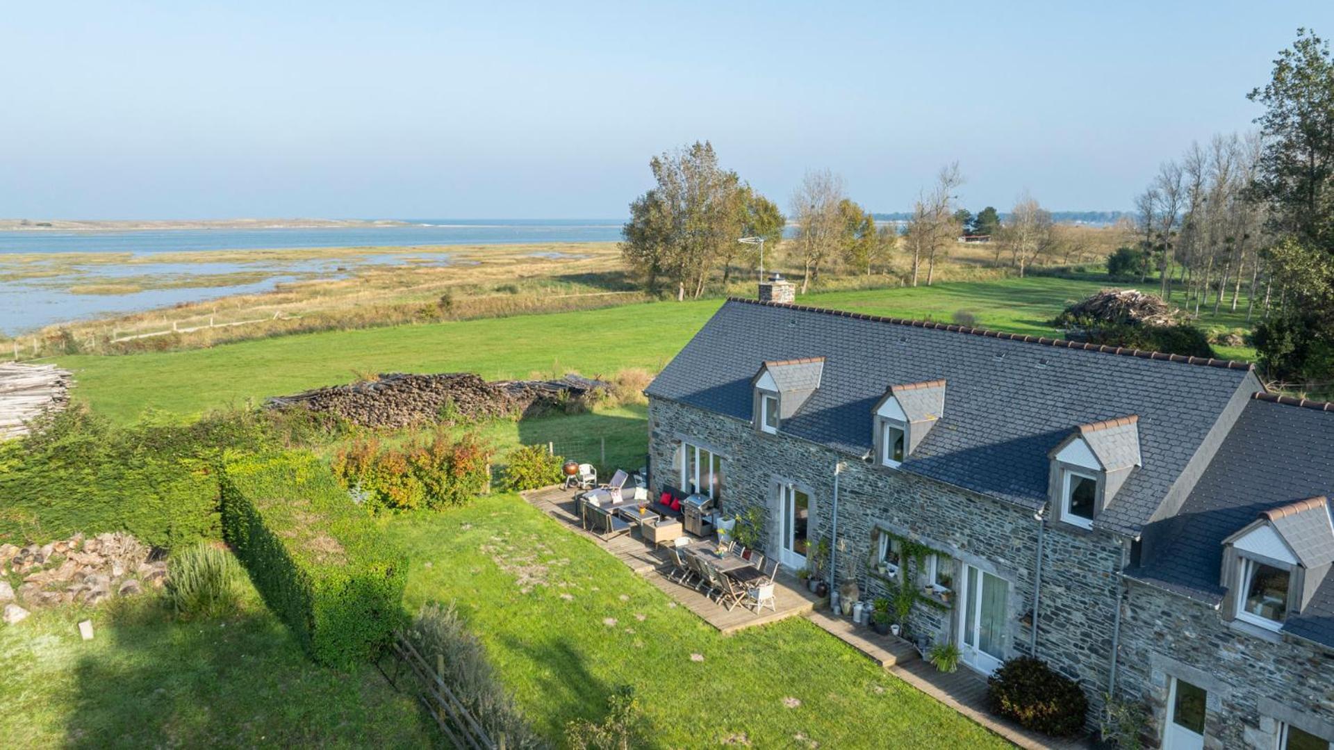 Bed and Breakfast Le Bout Du Monde Bricqueville-sur-Mer Exterior foto