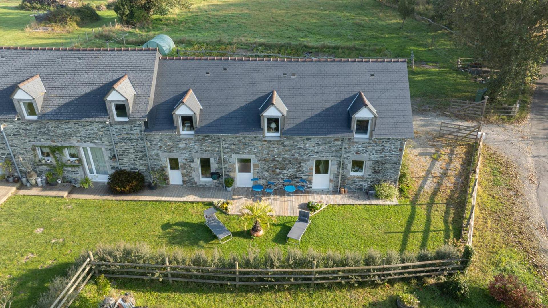 Bed and Breakfast Le Bout Du Monde Bricqueville-sur-Mer Exterior foto